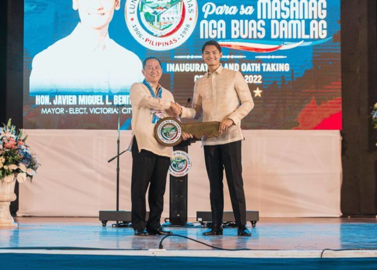 Inauguration and Oath-Taking Ceremonies of Victorias City Mayor Javi Benitez and City Officials