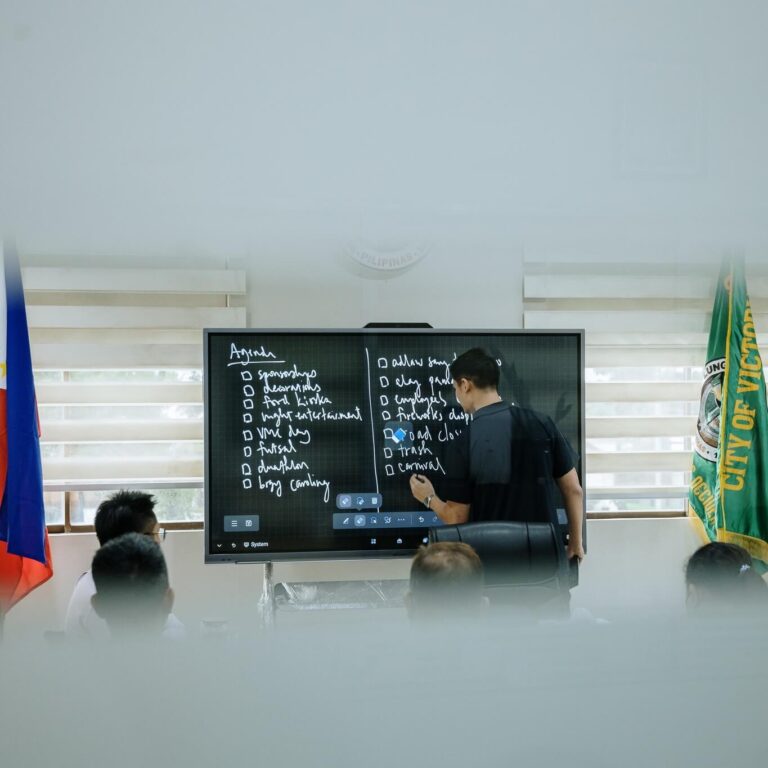 Victorias City is the First LGU in Western Visayas to have Modern Interactive Multimedia TV Board